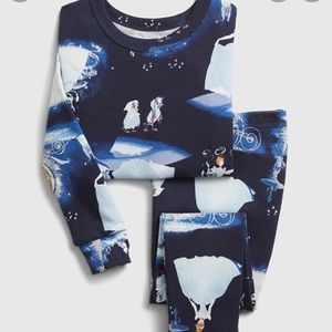 Toddler Disney Cinderella Gap pajamas size 2